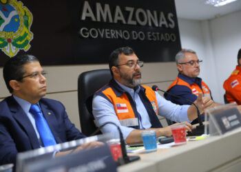 OPERAÇÃO CHEIA 2025 Governador Wilson Lima entrega ajuda humanitária para famílias afetadas em Manicoré e Humaitá