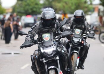 POTÊNCIA E TECNOLOGIA novas motocicletas entregues pelo governador ampliam atuação da PMAM na capital contra o crime
