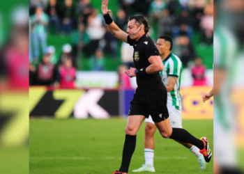 Árbitro FIFA, Raphael Claus vai apitar a abertura da Copa da Floresta 2025