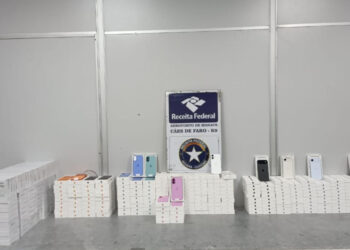 Milhares de Iphones e medicamento proibido para emagrecer são apreendidos no Aeroporto Internacional de Manaus