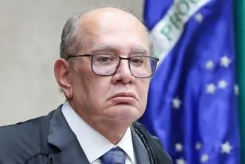 Gilmar determina que apenas PGR pode pedir impeachment de ministros do STF