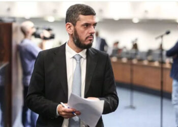 Rodrigo Bacellar, presidente da Alerj, é preso pela PF por suspeita de ter avisado a TH Joias sobre prisão iminente em setembro