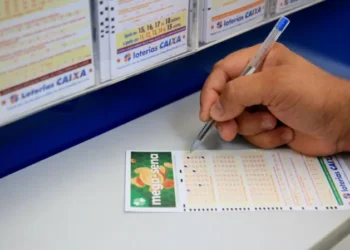 Mega da Virada chega a R$ 1 bi: as chances de ganhar, segundo a ciência, e tudo mais que você precisa saber