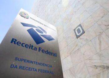 Leilão da Receita possui iPhones, carros e joias; saiba como participar