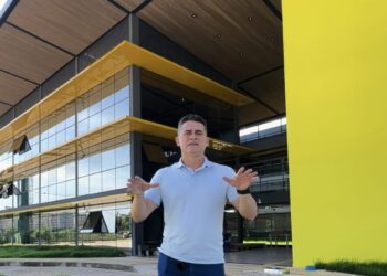 Prefeito David Almeida inicia 2026 com vistoria à obra da nova sede do Implurb e anuncia entrega para a última semana de janeiro