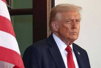 Trump é informado sobre planos para intervenção no Irã, dizem fontes