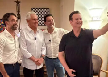 Ao lado de Ratinho Jr. e Eduardo Leite, Caiado oficializa filiação ao PSD