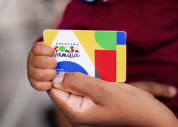 AM tem 596.795 famílias aptas a receber recursos do Bolsa Família