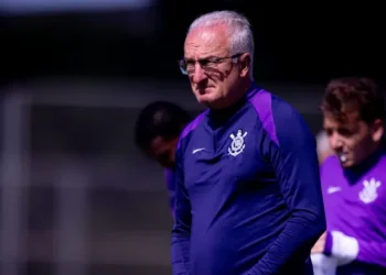 Corinthians demite Dorival Júnior após derrota para o Internacional