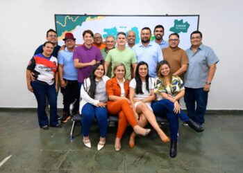 David Almeida faz aliança com federação PRD/Solidariedade e amplia bases políticas no Amazonas