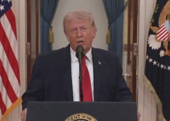 Irã poderia ser derrubado em uma noite, e pode ser amanhã, diz Trump